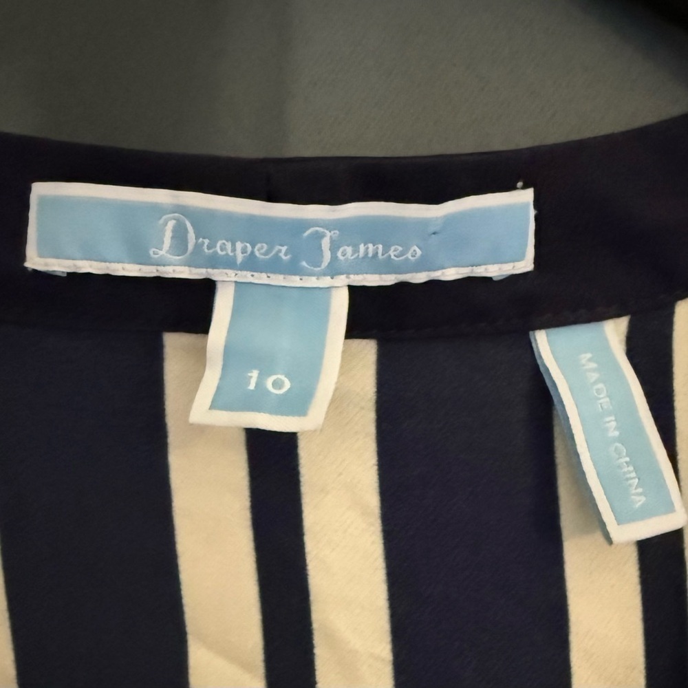 Draper James Navy & Cream Striped V-Neck Blouse Size 10 - Picture 3 of 3